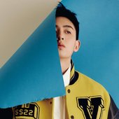 焦迈奇 | InStyle China – apr. 2022