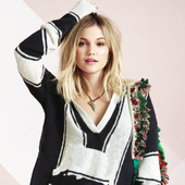 Olivia Holt - 2017