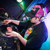 Ian K at Jingle Bomb 10