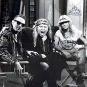 Sam Kinison with Tommy Lee and Vince Neil of Mötley Crüe