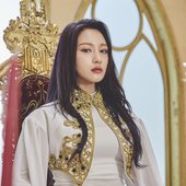 Dreamcatcher | Siyeon Raid of dream