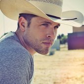 Dustin Lynch