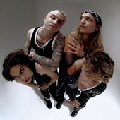 📸