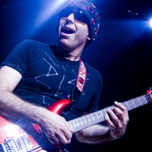 Joe Satriani