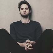 Luke Richards Sitting