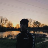 0016056100_10.jpg