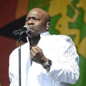 walter-williams-of-the-ojays-performs-during-the-2015-new-orleans-picture-id472120920.jpg