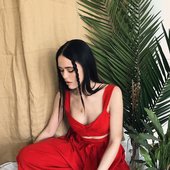 kristinabazan_159981373_1421900248008013_7911446147727334880_n.jpg