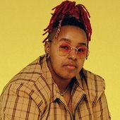 Marriott-Poppy_R29NonBinary-Bamz-1.jpg