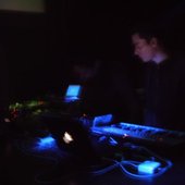 indonesian 'drum and bass' artist deepflow / jerry de steur