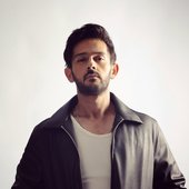 Azaan Sami Khan