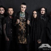 Motionless-In-White-Red-Carpet-Studio-@GRIZZLEEMARTIN-2.jpg