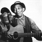 Mississippi John Hurt (1).jpg