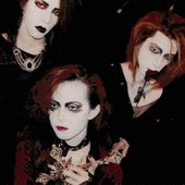 44369-gilleloves-group-photo.jpg