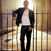 Bryan Adams