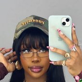 sza with glasses