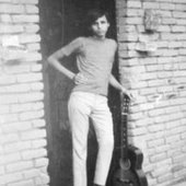 Fernando Mendes e seu primeiro violão