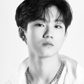 b&w