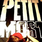 http://www.fotolog.com/petitmort/29924385