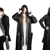 66010-paradigm-group-photo.jpg