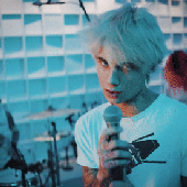 jxdn__Think_About_Me_Live_Performance_with_Travis_Barker.gif