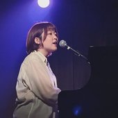 吉田 未加.jpg