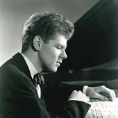 van-cliburncliburn_van_with_sheet_music copy.jpg