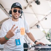 Dj Sky Underhill Festival