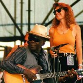 John Lee Hooker & Bonnie Raitt_.JPG