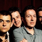 Joe-Strummer-and-The-Mescaleros-resize-1.jpg