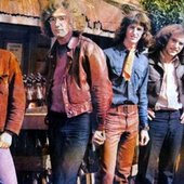Autumn Australian Band.jpg