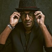 MANU-KATCHE-2017.jpg