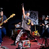 infirmities_924_gilman_06_06_2014_0007-L.jpg