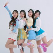 We;Na - 'Baby Step' Promotional Shoot