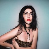 Qveen 