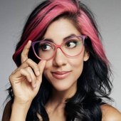 Stephanie Beatriz