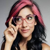 Stephanie Beatriz