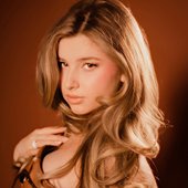 Maria Sur