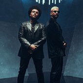 the-weeknd-standing-posing-for-the-camera-maluma-and-the-weeknd__939589_.jpg