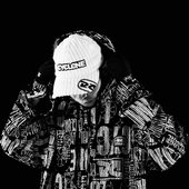 dj r7.jpg