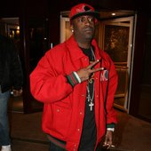 tony-yayo-leaving-hyatt-hotel-02.jpg