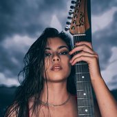 larissa-liveir