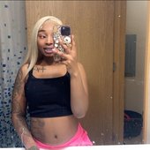 Beautiful pregnant Yonaa