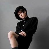 ELLE