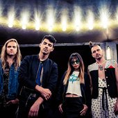 DNCE-Press-Meredith-Truax-2016-billboard.jpg