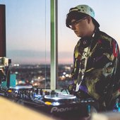 AweTeamSupremeNestReleaseParty-1-1.jpg