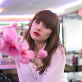 louise-burns-square (1).jpg