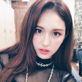 somsomi0309_61903606_2224472347865462_1377441810174673353_n.jpg