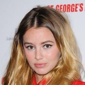 keeley-hazell-the-world-premiere-of-st_george's day