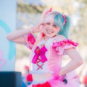 How sweet is everyone's favorite idol?